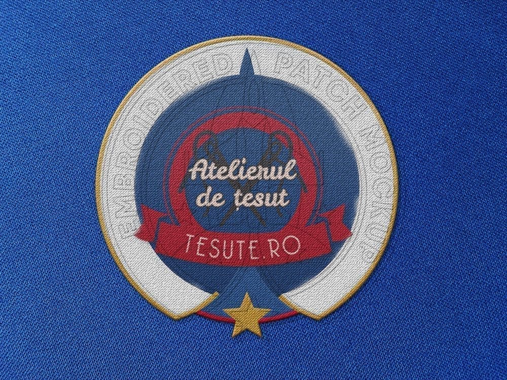 Ecuson Velcro țesut personalizat aplicat pe material textil albastru